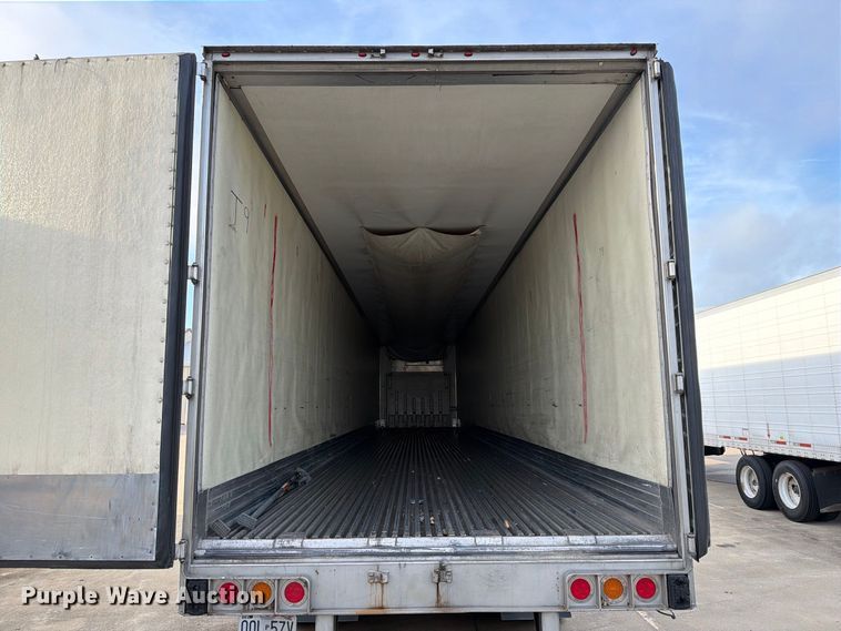 image for item DZ4770 2010 Utility VS2RA refrigerated van trailer