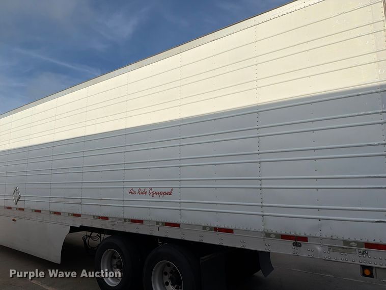 image for item DZ4770 2010 Utility VS2RA refrigerated van trailer