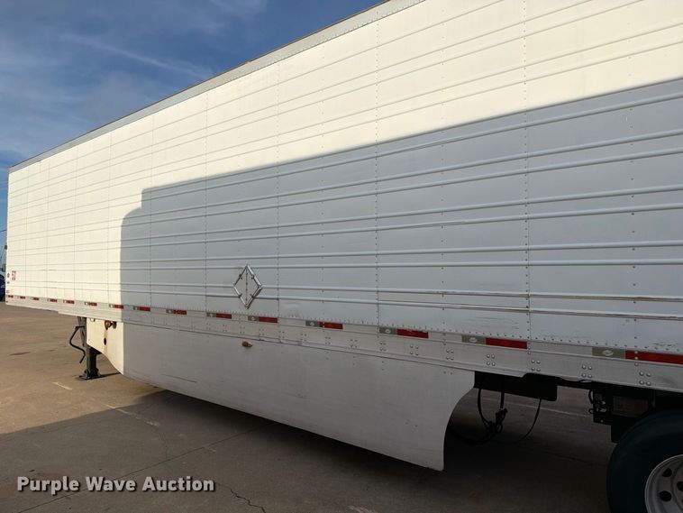 image for item DZ4770 2010 Utility VS2RA refrigerated van trailer