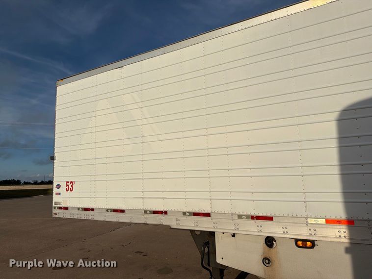 image for item DZ4770 2010 Utility VS2RA refrigerated van trailer