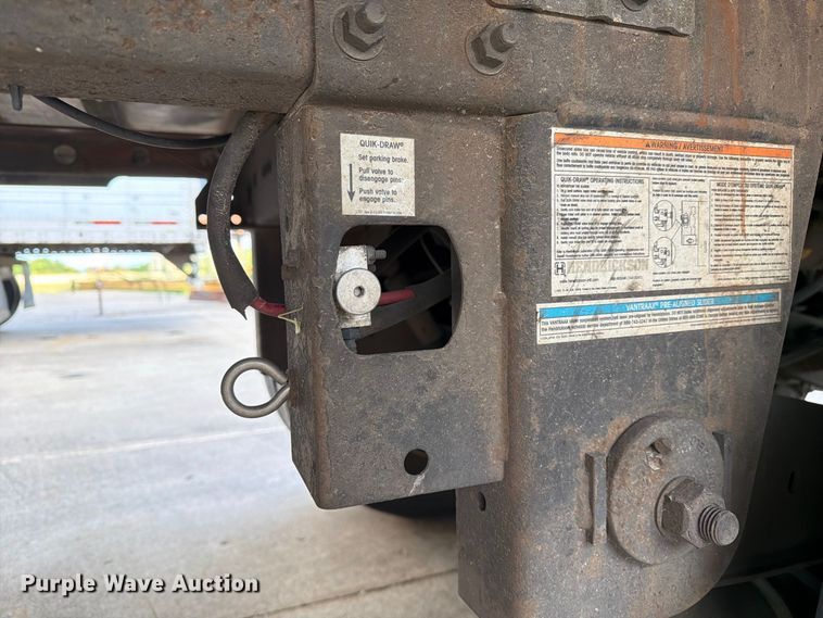 image for item DZ4770 2010 Utility VS2RA refrigerated van trailer