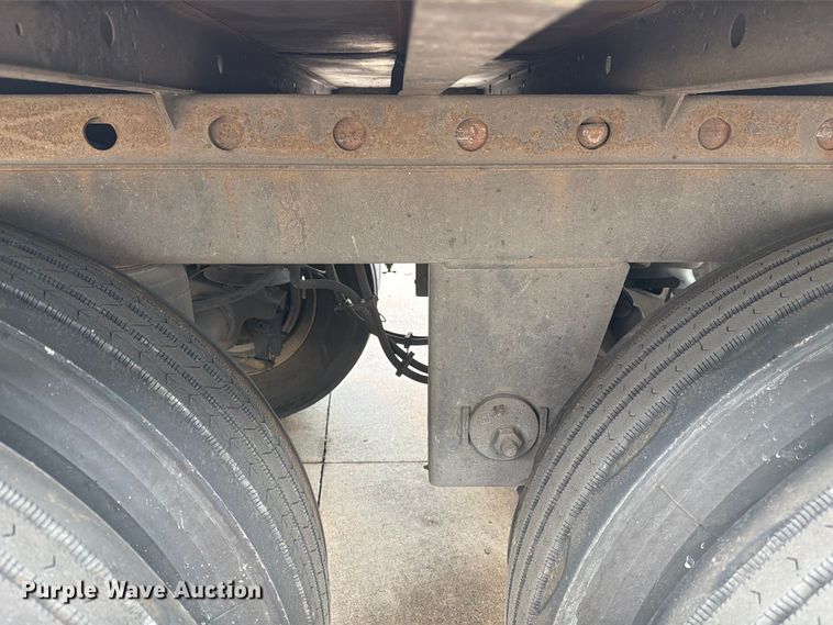 image for item DZ4770 2010 Utility VS2RA refrigerated van trailer