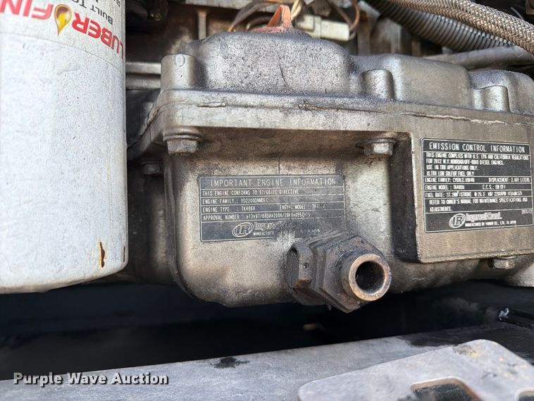 image for item DZ4770 2010 Utility VS2RA refrigerated van trailer
