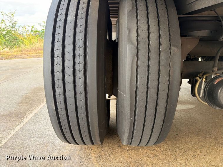image for item DZ4771 2013 Wabash RFALHSA refrigerated van trailer