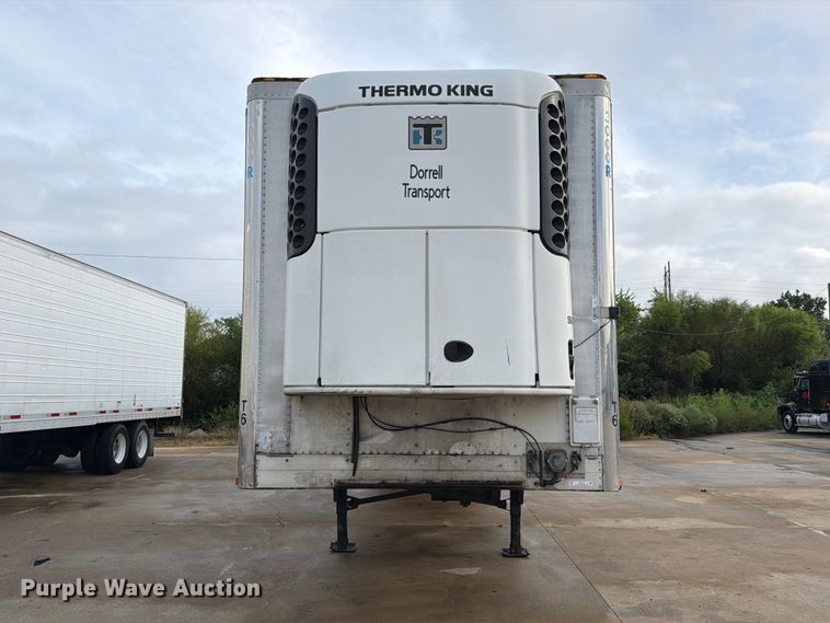 image for item DZ4772 2004 Utility VS2RA refrigerated van trailer