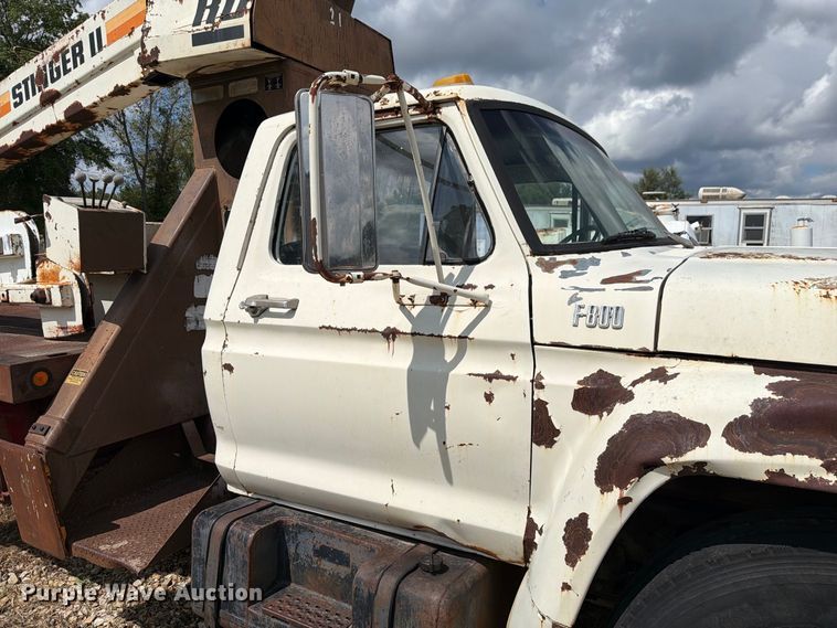 image for item DZ4825 1979 Ford F800 crane truck