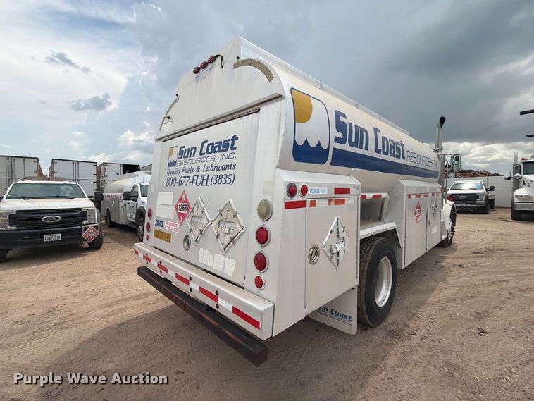 image for item EA7331 2003 Peterbilt 330 fuel truck
