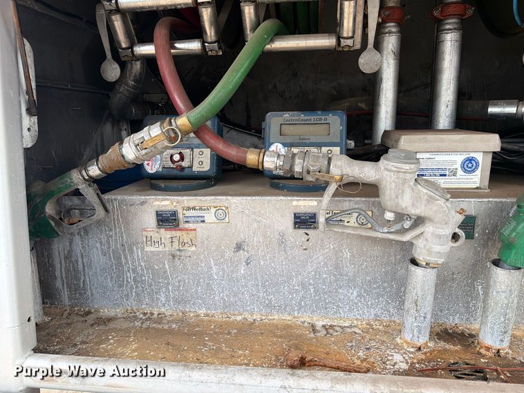 image for item EA7331 2003 Peterbilt 330 fuel truck
