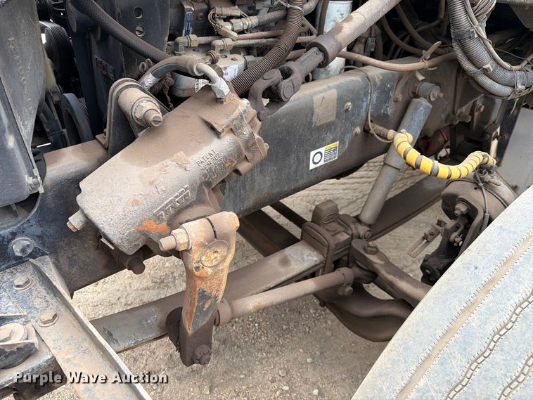 image for item EA7331 2003 Peterbilt 330 fuel truck