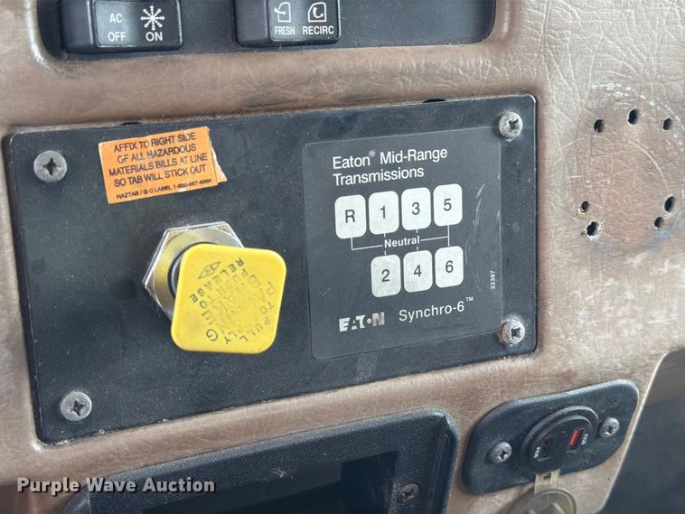 image for item EA7331 2003 Peterbilt 330 fuel truck