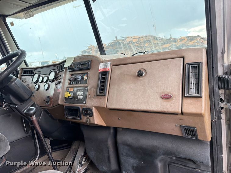 image for item EA7331 2003 Peterbilt 330 fuel truck