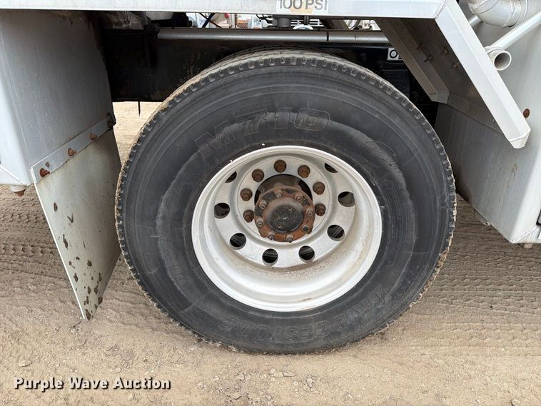 image for item EA7331 2003 Peterbilt 330 fuel truck