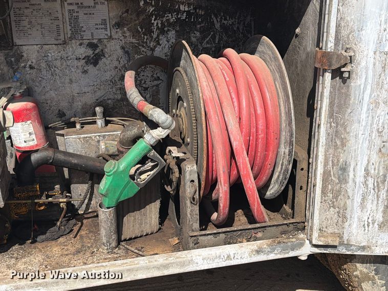 image for item EA7333 2015 International DF677 Fuel Truck