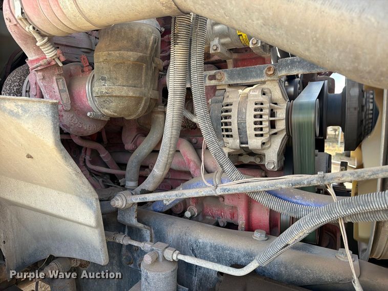 image for item EA7333 2015 International DF677 Fuel Truck