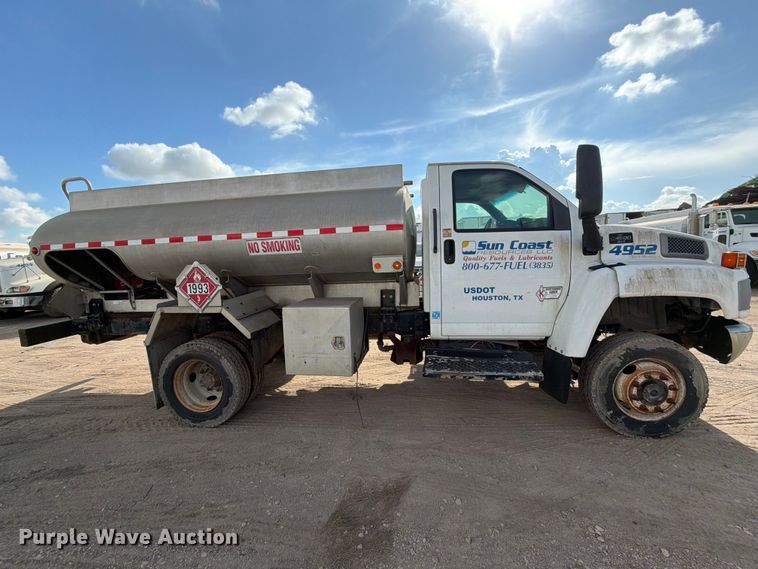image for item EA7334 2005 Chevrolet C4 Fuel Truck