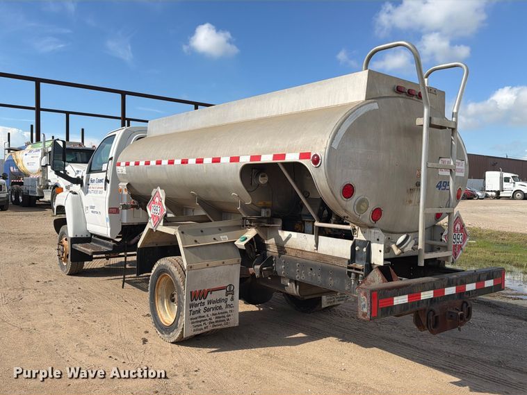 image for item EA7334 2005 Chevrolet C4 Fuel Truck