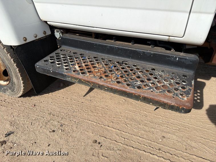 image for item EA7334 2005 Chevrolet C4 Fuel Truck