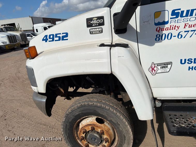 image for item EA7334 2005 Chevrolet C4 Fuel Truck