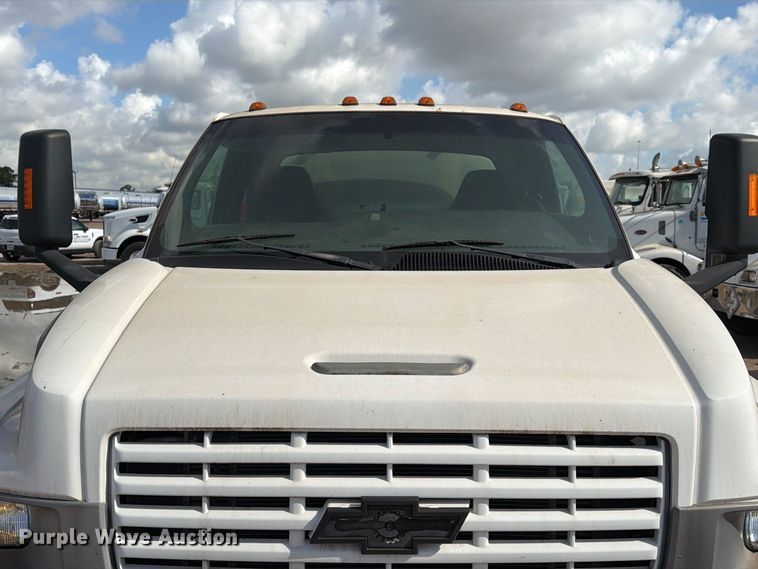 image for item EA7334 2005 Chevrolet C4 Fuel Truck