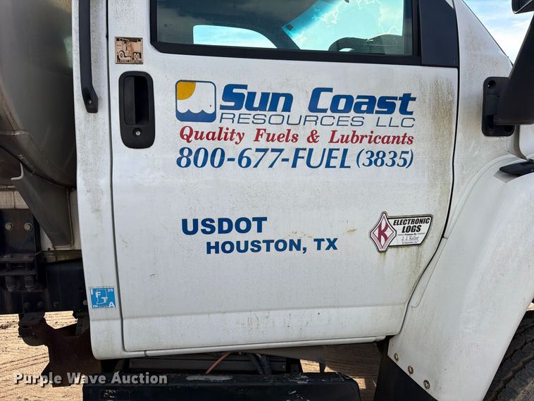 image for item EA7334 2005 Chevrolet C4 Fuel Truck