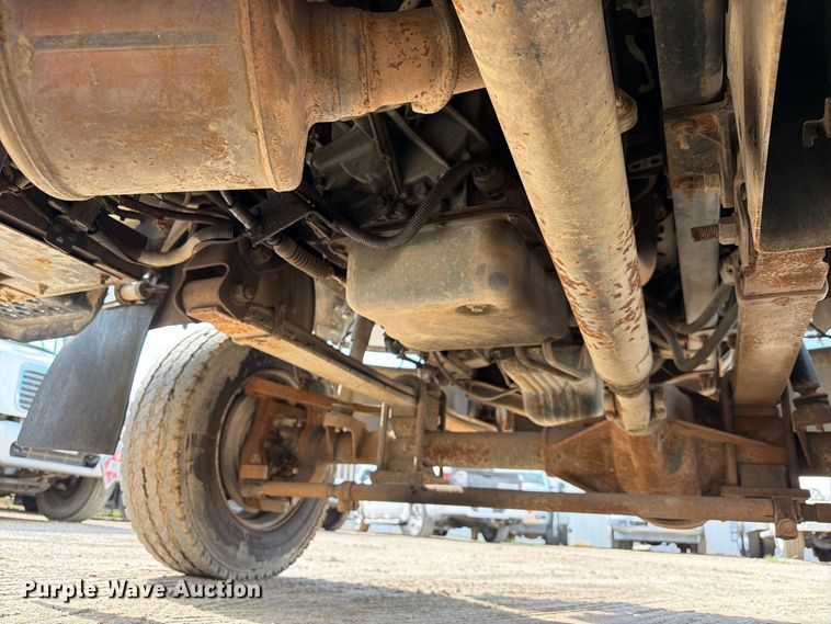 image for item EA7334 2005 Chevrolet C4 Fuel Truck