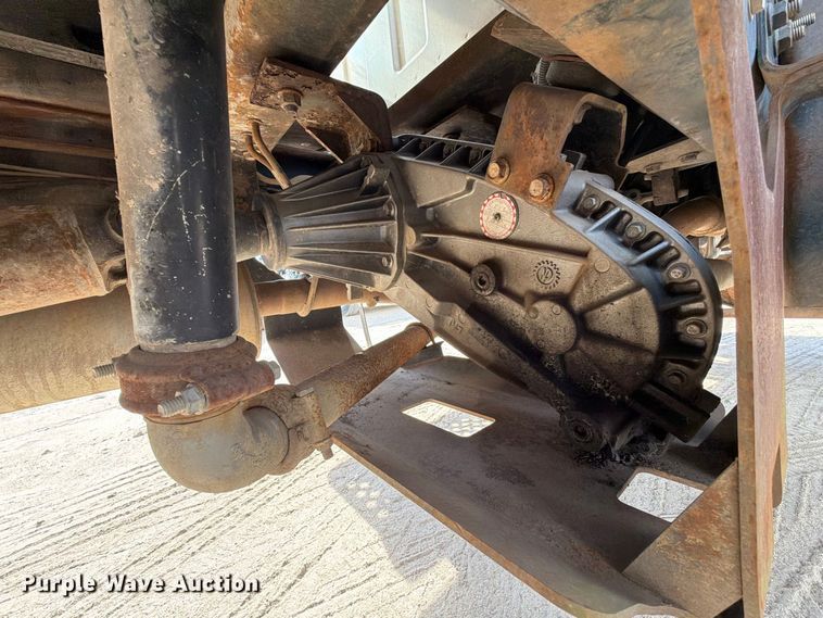 image for item EA7334 2005 Chevrolet C4 Fuel Truck