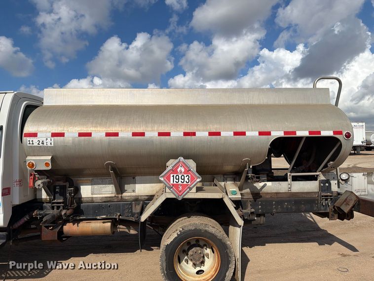 image for item EA7334 2005 Chevrolet C4 Fuel Truck