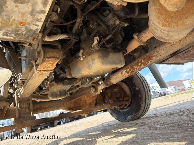 image for item EA7334 2005 Chevrolet C4 Fuel Truck
