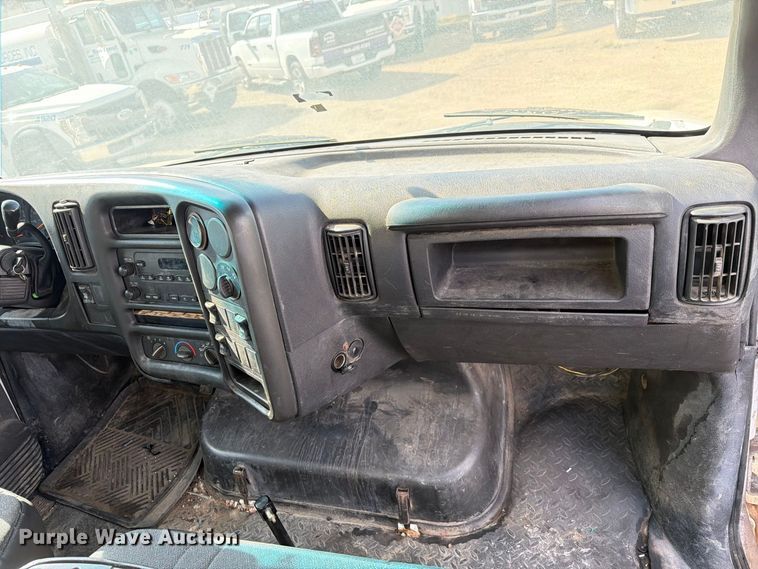 image for item EA7334 2005 Chevrolet C4 Fuel Truck