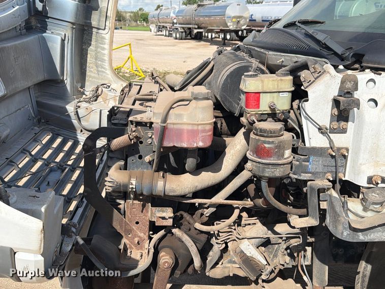 image for item EA7334 2005 Chevrolet C4 Fuel Truck