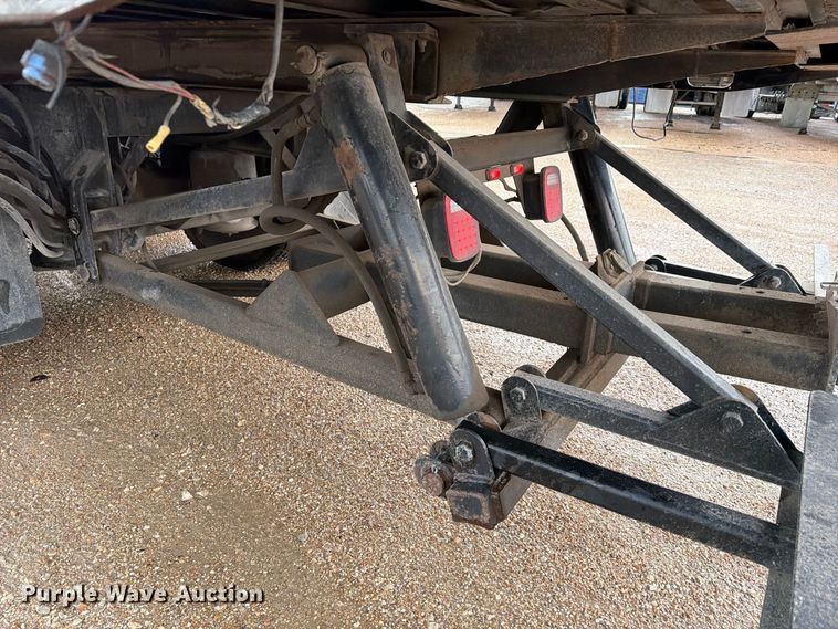image for item EA7336 2006 Freightliner Business Class M2 rollback truck
