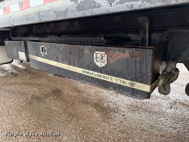 image for item EA7336 2006 Freightliner Business Class M2 rollback truck