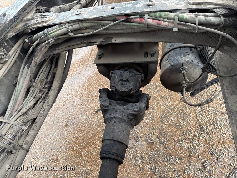 image for item EA7336 2006 Freightliner Business Class M2 rollback truck