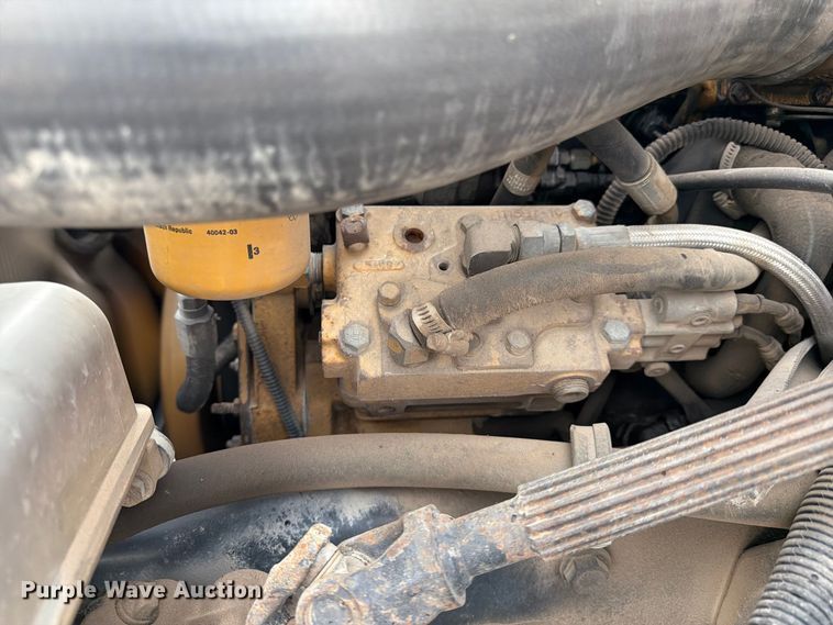 image for item EA7336 2006 Freightliner Business Class M2 rollback truck