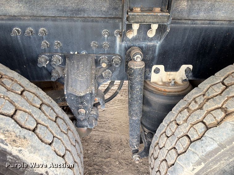 image for item EA7338 2015 Mack GU433 fuel truck
