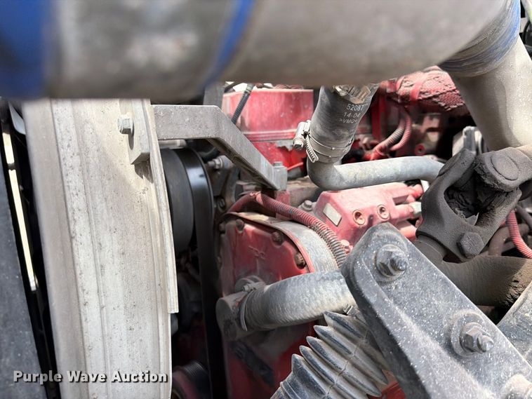 image for item EA7338 2015 Mack GU433 fuel truck