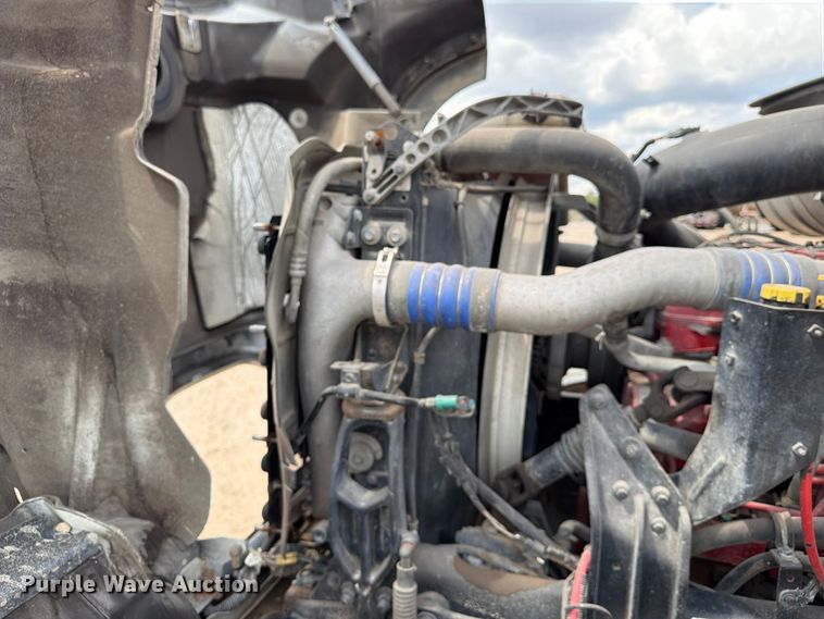 image for item EA7338 2015 Mack GU433 fuel truck