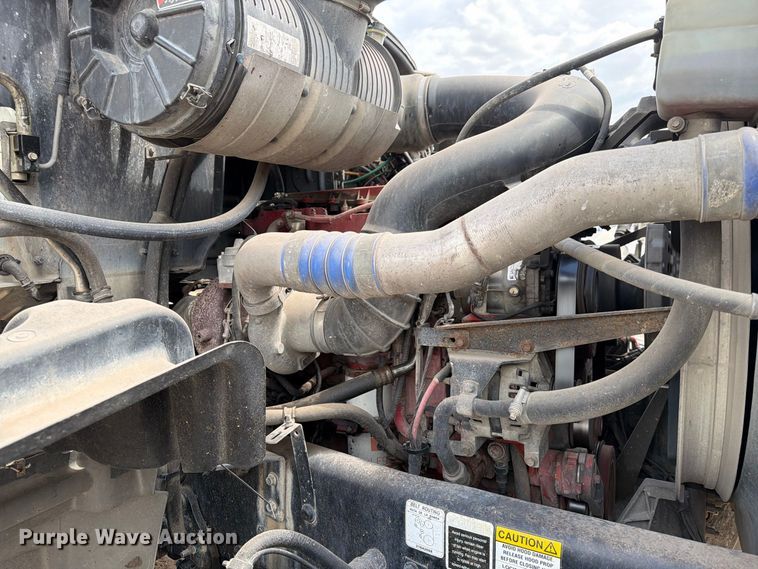 image for item EA7338 2015 Mack GU433 fuel truck