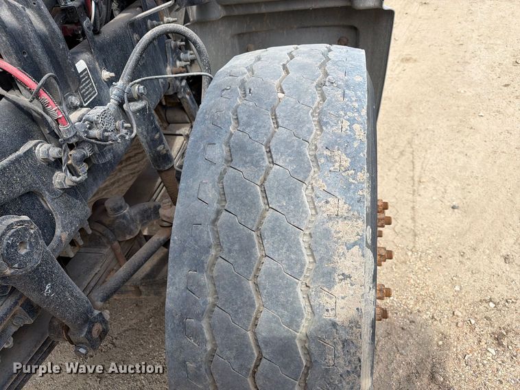 image for item EA7338 2015 Mack GU433 fuel truck