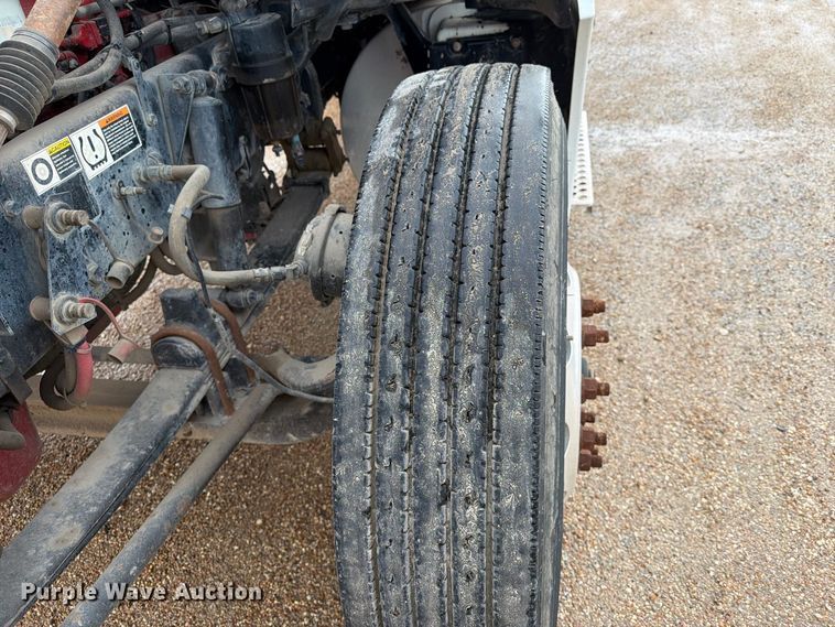 image for item EA7340 2016 Kenworth T880 semi truck