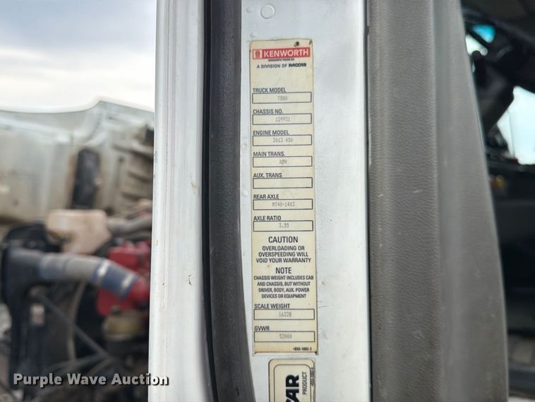 image for item EA7340 2016 Kenworth T880 semi truck