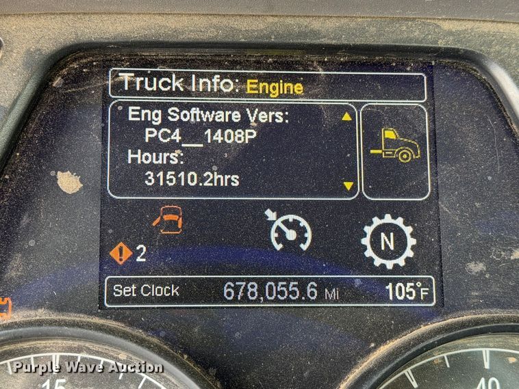 image for item EA7368 2015 Peterbilt 567 fuel truck