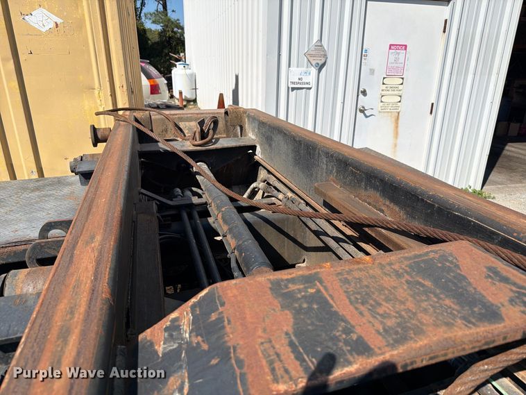 image for item EF1396 2013 Benlee TASM26S roll-off container trailer