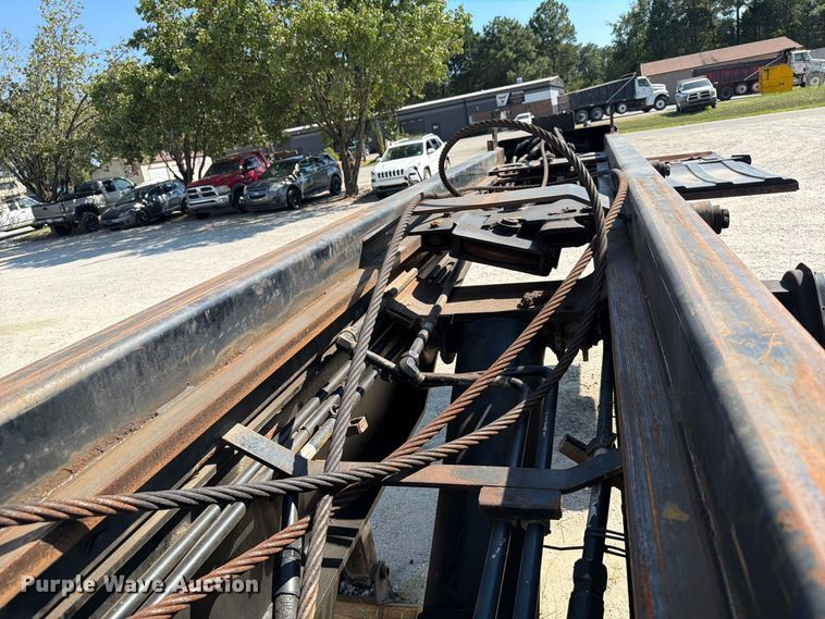 image for item EF1396 2013 Benlee TASM26S roll-off container trailer