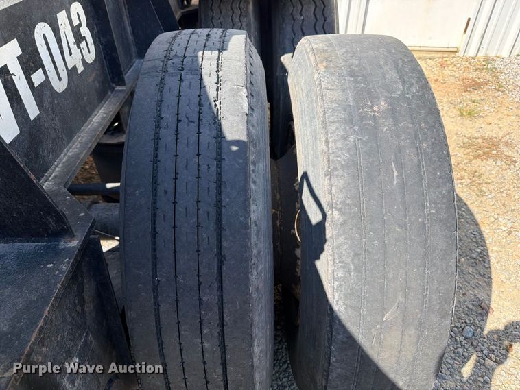 image for item EF1396 2013 Benlee TASM26S roll-off container trailer