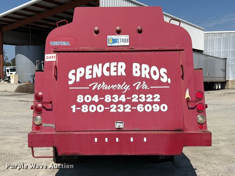 image for item EF1397 2016 Kenworth T3 Series fuel truck