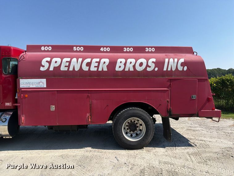 image for item EF1397 2016 Kenworth T3 Series fuel truck