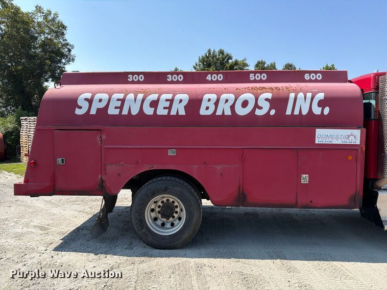 image for item EF1397 2016 Kenworth T3 Series fuel truck