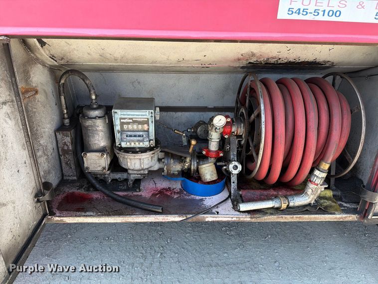 image for item EF1397 2016 Kenworth T3 Series fuel truck