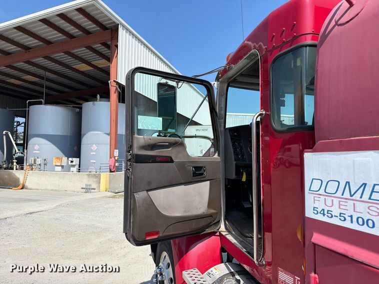 image for item EF1397 2016 Kenworth T3 Series fuel truck